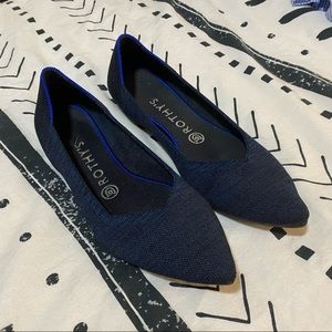 Black/blue pointy Rothy’s